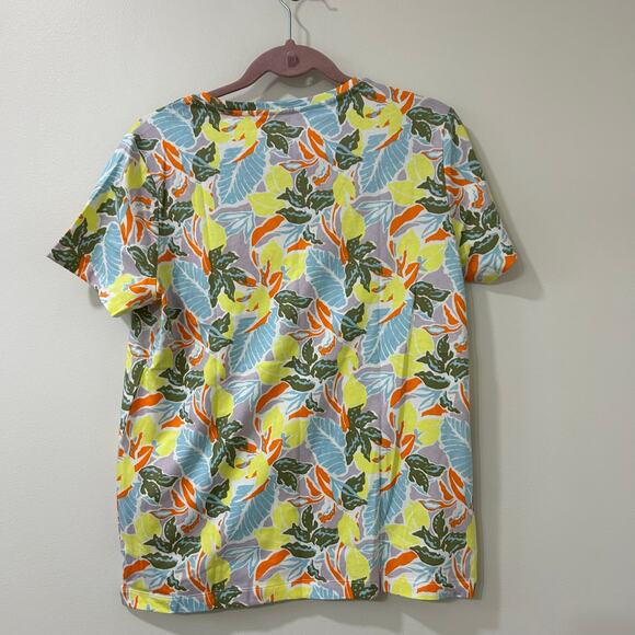 L.L. Bean Signature Womens Sz Small Floral Short Sleeve V Neck Shirt Outdoors - Picture 5 of 5